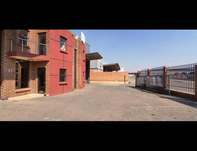INDUSTRIAL PROPERTY TO RENT IN N4 GATEWAY INDUSTRIAL PARK